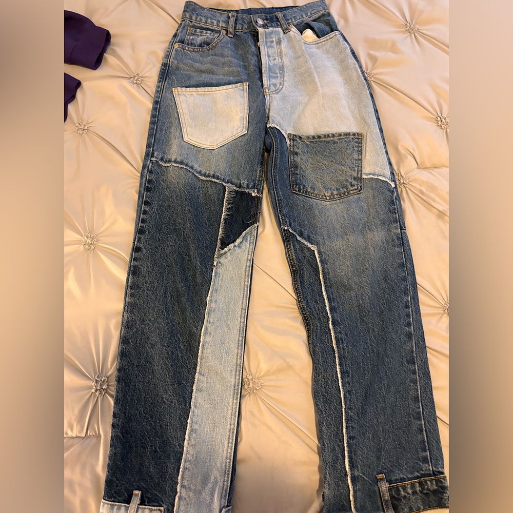 REVICE PATCH DENIM JEANS